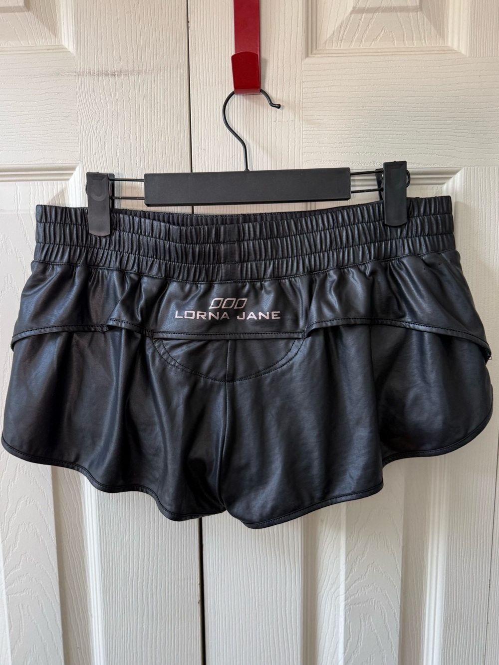 Lorna Jane Faux Leather Shiny Black Running Shorts Womens Size Small